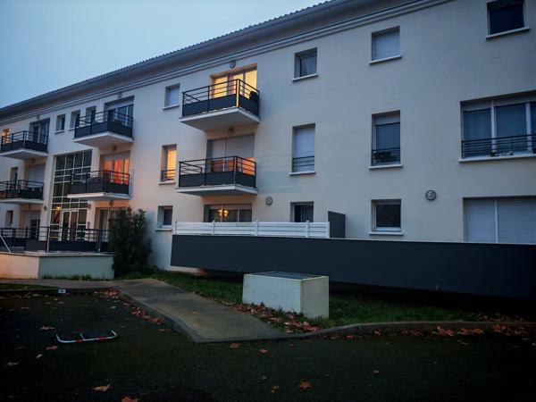 T2, parking souterrain, piscine 178 000 € H.A.I.*