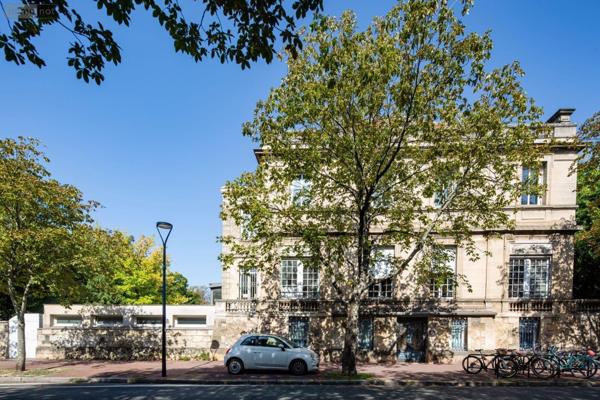 Local d'activité à vendre à Bordeaux en Gironde (33200), ref : 015/761   
Parc Bordelais