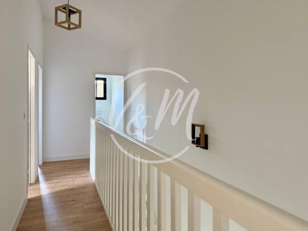 Maison neuve à vendre à Andernos- Villa neuve de plus de 155m² avec 4 chambres, terrasses et jacuzzi à vendre à Andernos côté bassin plage à pied ANDERNOS MAURET