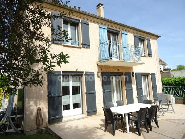 MONTMAGNY(95) - Maison 7 pièces / 5 chambres - 577 500 € FAI