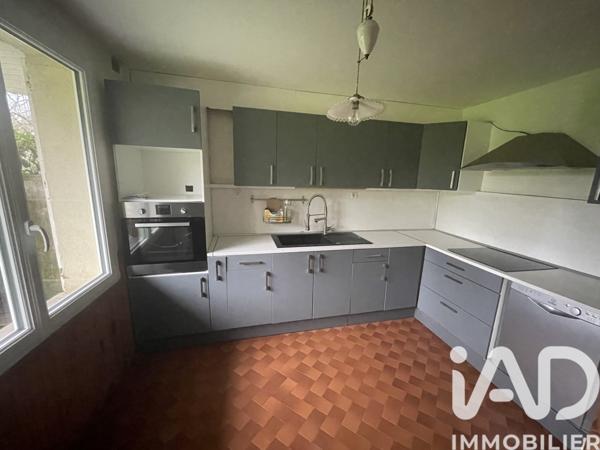 Maison à vendre 5 pièces 160 m² Saint-Sauveur-Villages