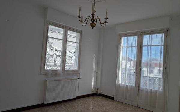 Maison à louer    3 pièces •  Royan