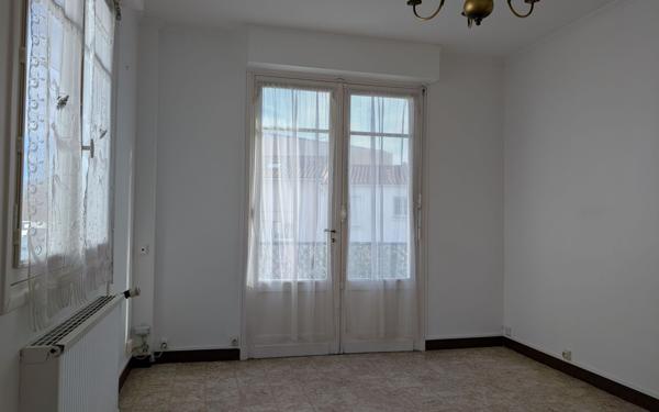 Maison à louer    3 pièces •  Royan