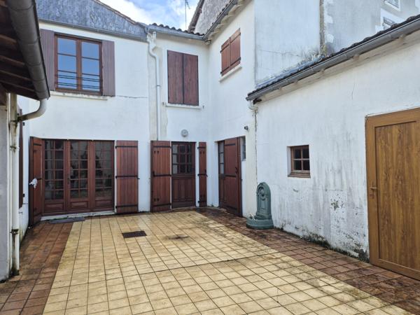 En plein centre de Ruffec