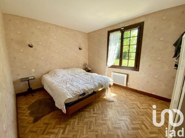 Maison d’architecte 8 pièces de 148 m² à Gièvres (41130)