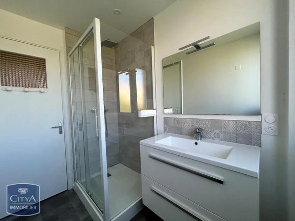 Appartement à louer 3 pièces 58.38m² Charleville-Mézières (08000)