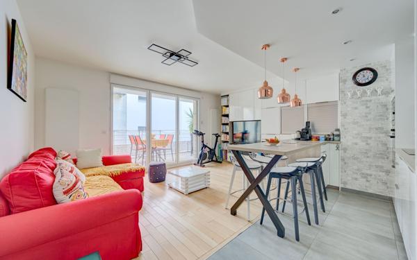 Appartement à vendre    3 pièces • 68,90 m2 Vanves