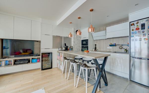 Appartement à vendre    3 pièces • 68,90 m2 Vanves