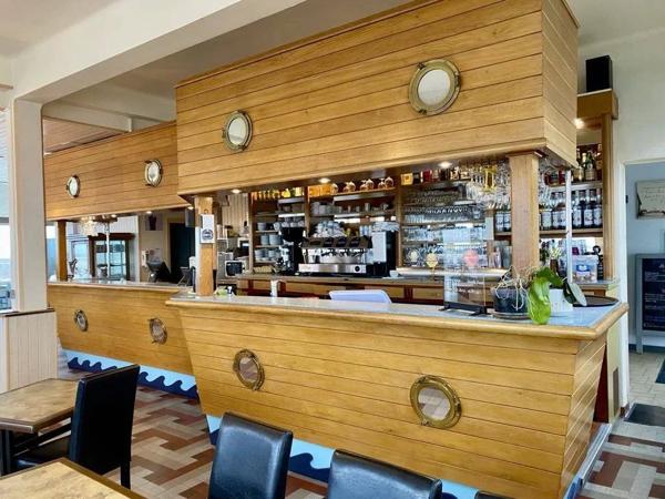 Fonds de commerce - Hôtel Bar Restaurant, face à l'océan, avec vue imprenable