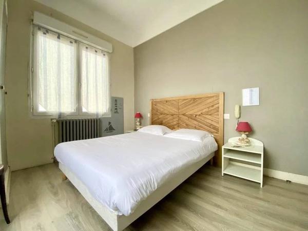 Fonds de commerce - Hôtel Bar Restaurant, face à l'océan, avec vue imprenable