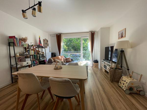 Appartement à vendre à Vannes Ménimur 2 pièces 46 m² dernier étage balcon