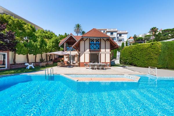 Vente Villa de luxe Cannes 9 Pièces 275 m²