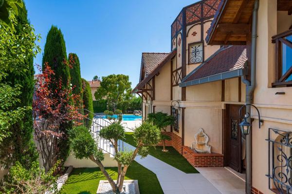 Vente Villa de luxe Cannes 9 Pièces 275 m²
