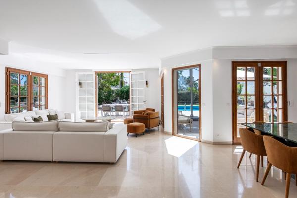 Vente Villa de luxe Cannes 9 Pièces 275 m²