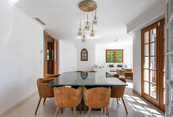 Vente Villa de luxe Cannes 9 Pièces 275 m²