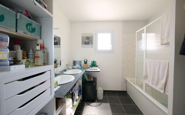 Maison à vendre    4 pièces •  Saint-Rambert-d'Albon