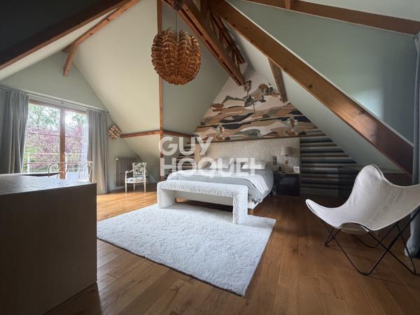 MAISON À VENDRE DE 9 PIÈCES DE 250,00 M²