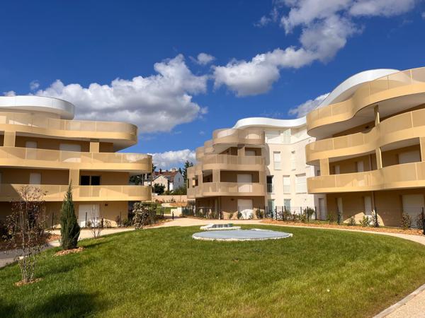 Appartement 3 pièces 65 m² à Chartres avec jardinet privatif