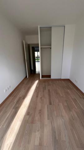 Appartement 3 pièces 65 m² à Chartres avec jardinet privatif