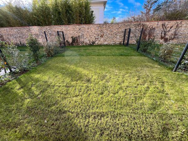 Appartement 3 pièces 65 m² à Chartres avec jardinet privatif