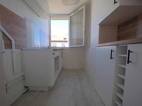 Appartement Romainville 2 pièces 40 m2 Métro Carnot