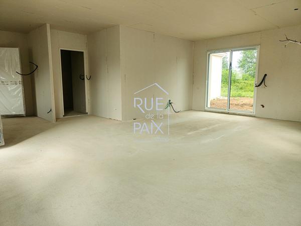 86100 CHATELLERAULT PAVILLON NEUF en état futur d'achèvement 124m² + garage. 772m² de terrain