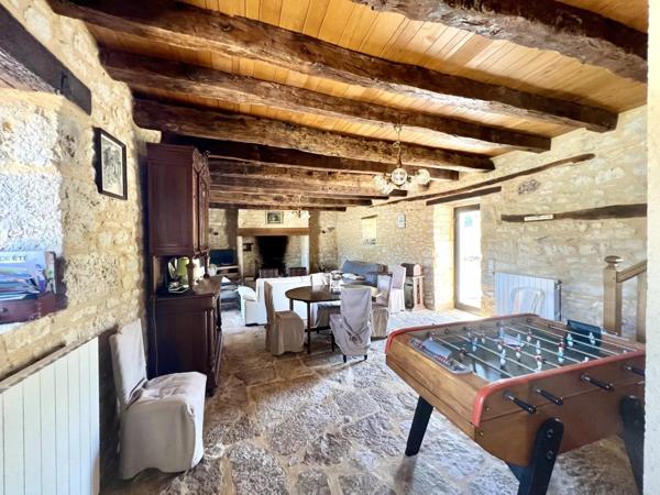 Vente Maison 5 pièces 187 m2 à Gourdon