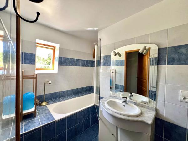 Vente Maison 5 pièces 187 m2 à Gourdon