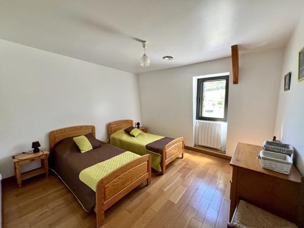 Vente Maison 5 pièces 187 m2 à Gourdon