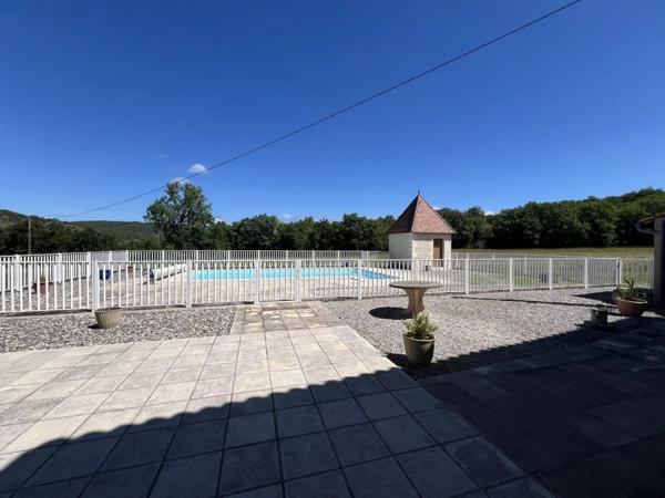 Vente Maison 5 pièces 187 m2 à Gourdon