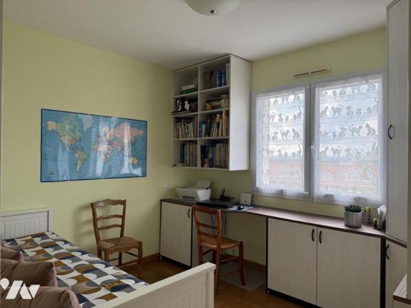 Maison traditionnelle contemporaine