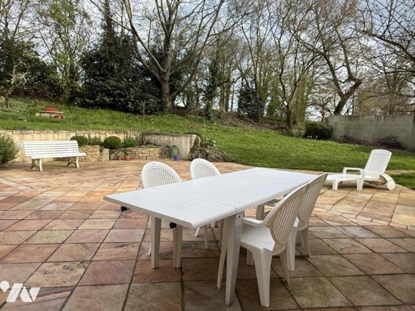 Maison traditionnelle contemporaine