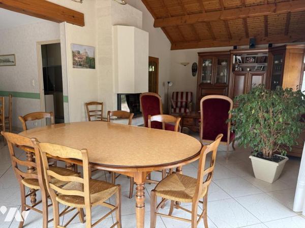 Maison traditionnelle contemporaine