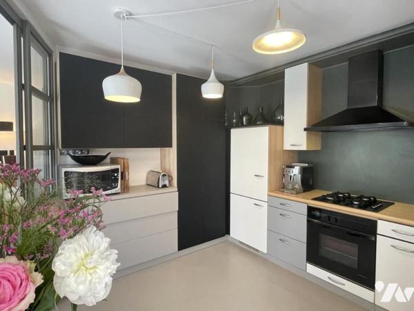 Noyalo – Maison familiale de 200 m² avec piscine et terrasse de 160 m² - DPE B