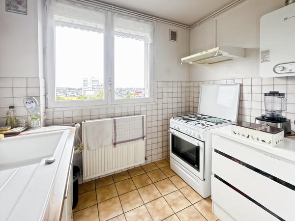Annexe + parking + appartement