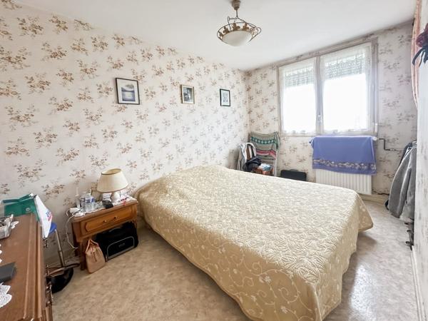 Annexe + parking + appartement