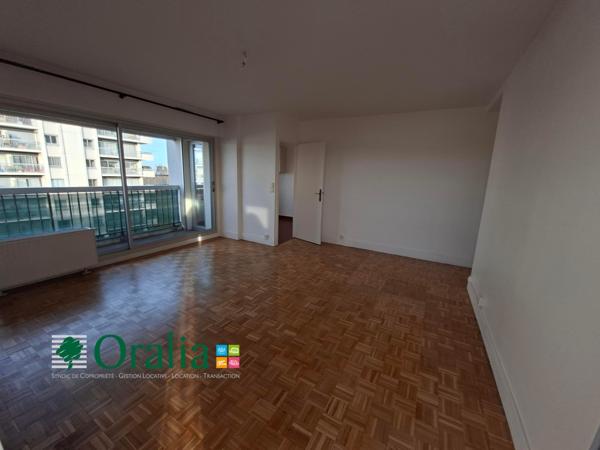 Appartement · Location Paris (75011) 3 pièces · 74m²