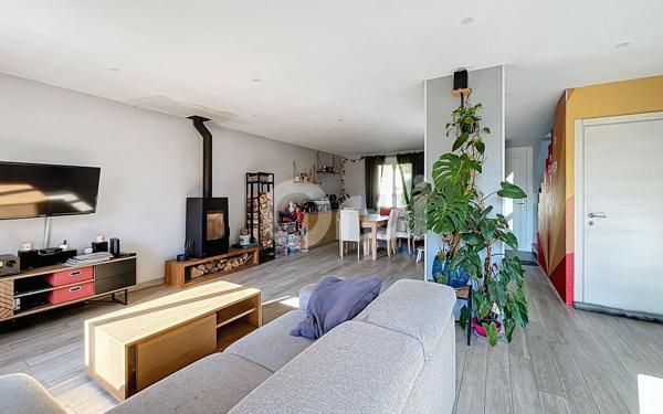 Maison à vendre    5 pièces •  Breuil-le-Vert