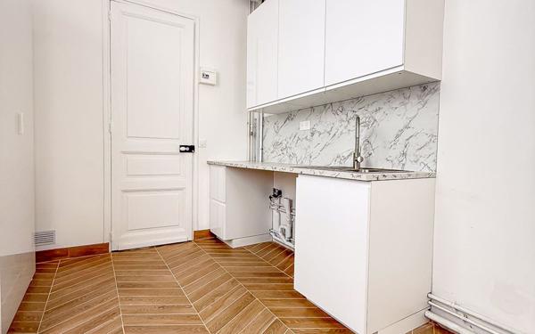 Appartement à louer    4 pièces •  Péronne