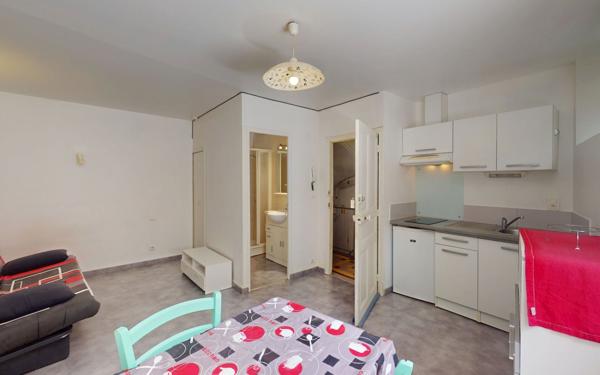 Immeuble à vendre    9 pièces • 178,90 m2 Rodez