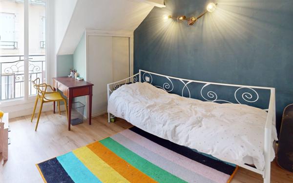 Immeuble à vendre    9 pièces • 178,90 m2 Rodez