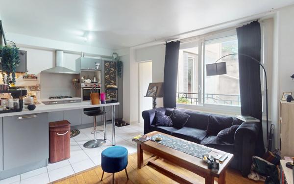 Immeuble à vendre    9 pièces • 178,90 m2 Rodez