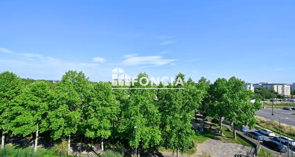 À vendre Studio 24.32 m² - Cergy 95800