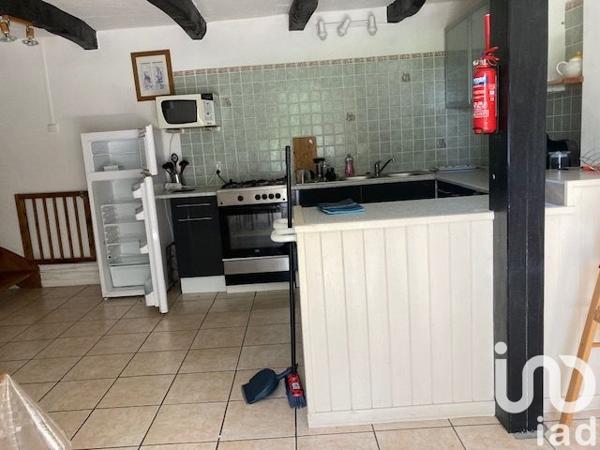 Immeuble à vendre 400 m² Évellys