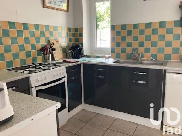 Immeuble à vendre 400 m² Évellys