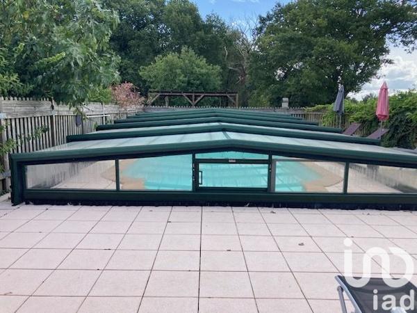 Immeuble à vendre 400 m² Évellys