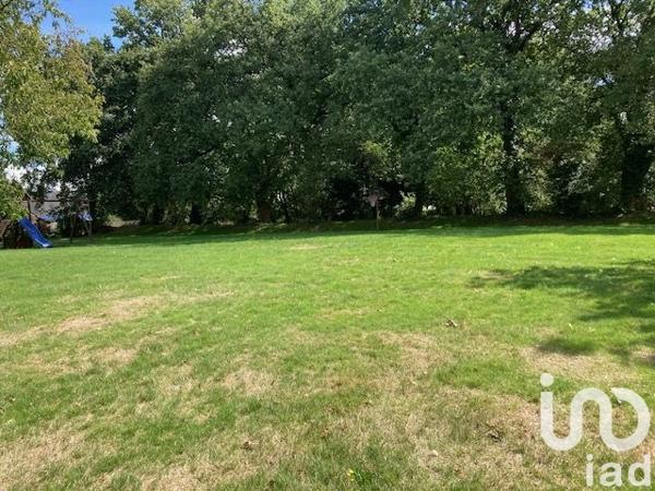 Immeuble à vendre 400 m² Évellys