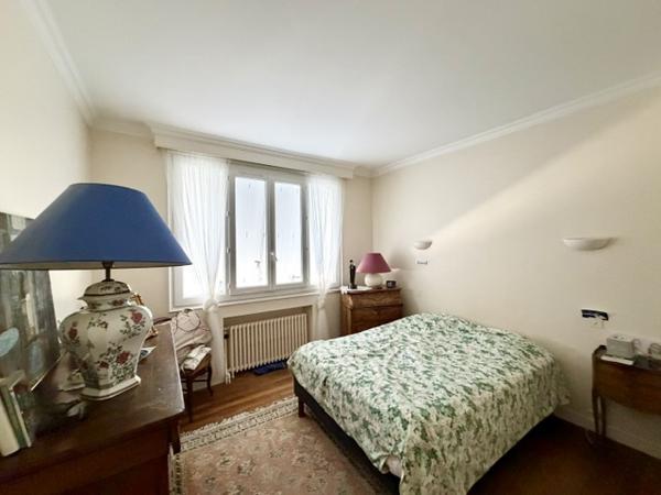 Maison
         7 pièces
        - 135 m² Exclusivité 247 000 € *
