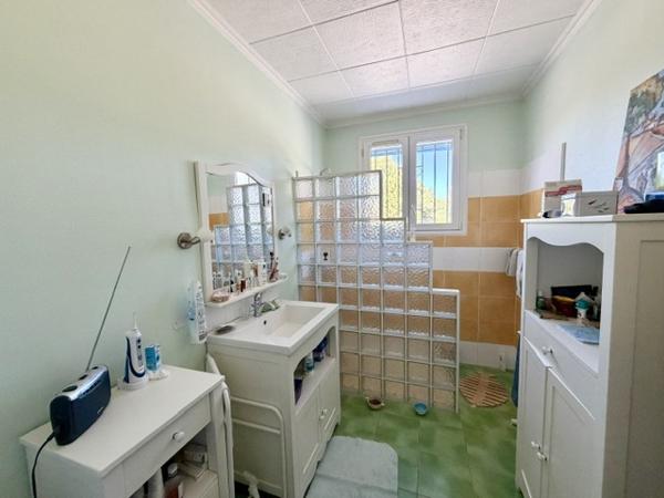 Maison
         7 pièces
        - 135 m² Exclusivité 247 000 € *