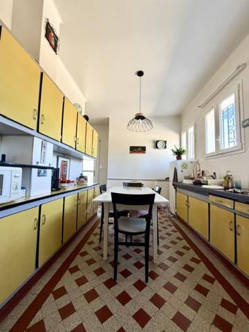 Maison
         7 pièces
        - 135 m² Exclusivité 247 000 € *